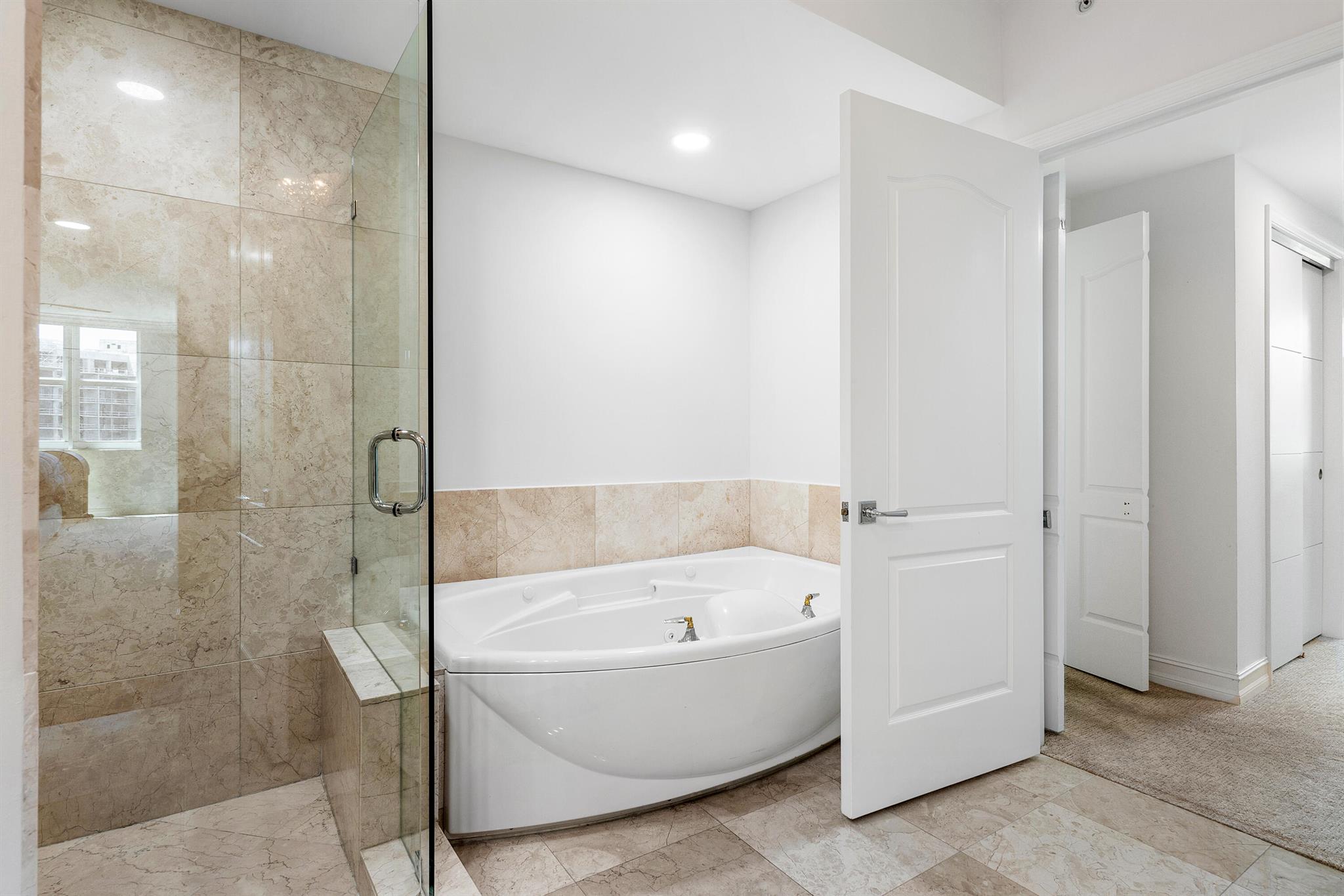 550 SE Mizner Boulevard B-707