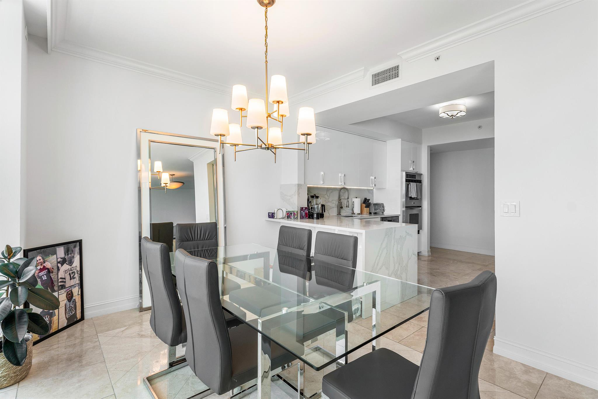 550 SE Mizner Boulevard B-707