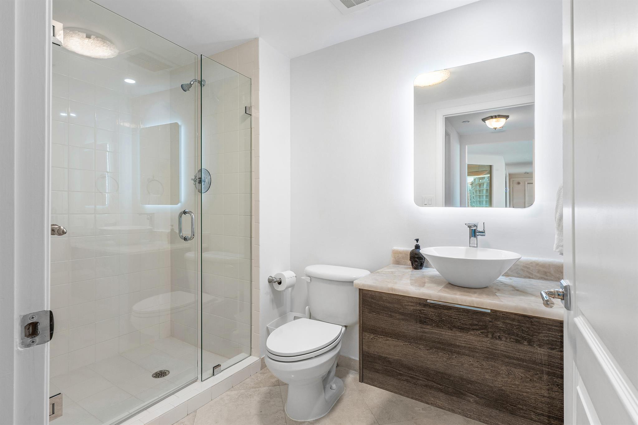 550 SE Mizner Boulevard B-707