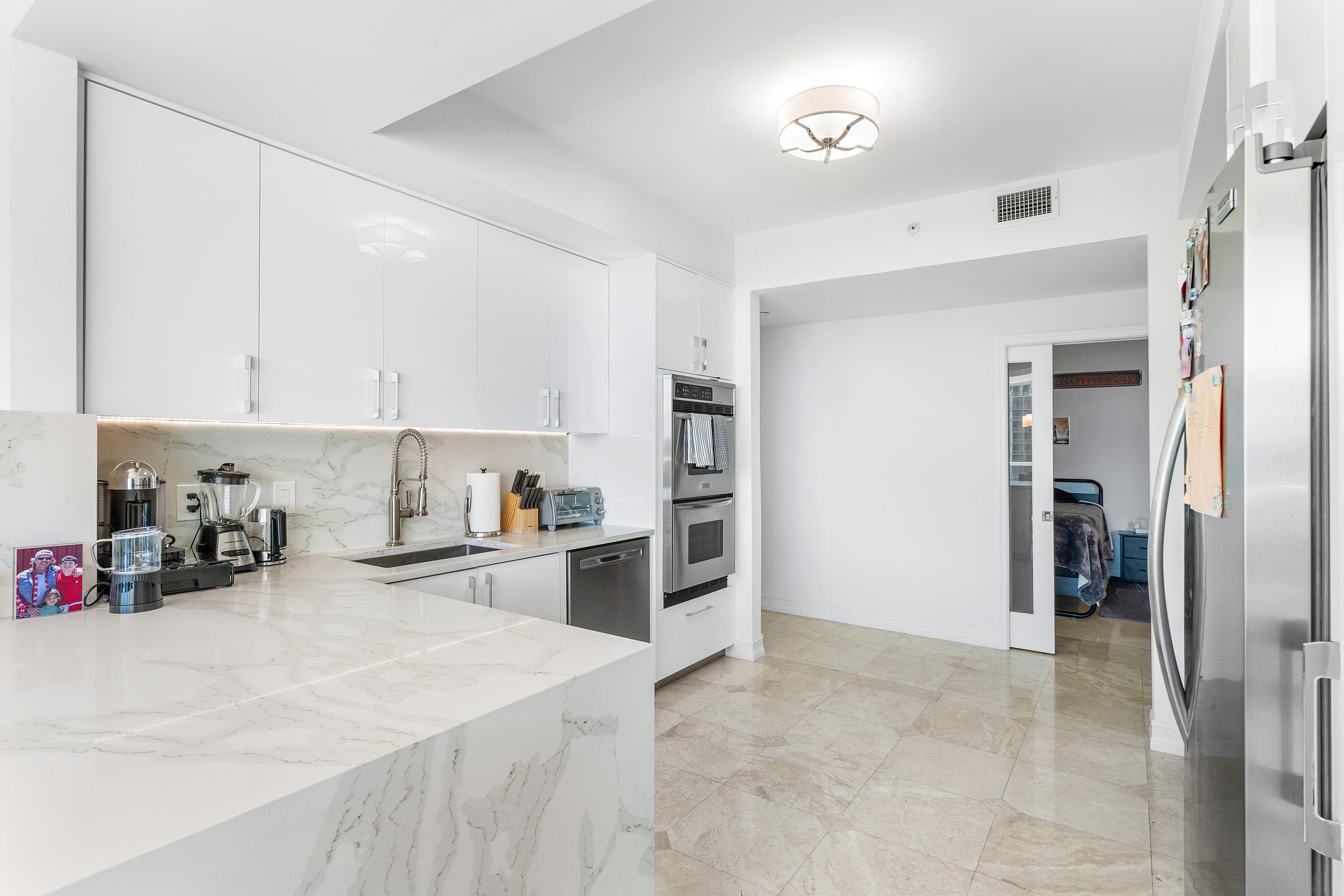 550 SE Mizner Boulevard B-707