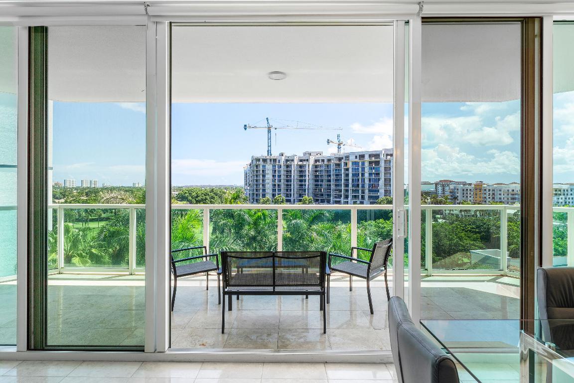 550 SE Mizner Boulevard B-707