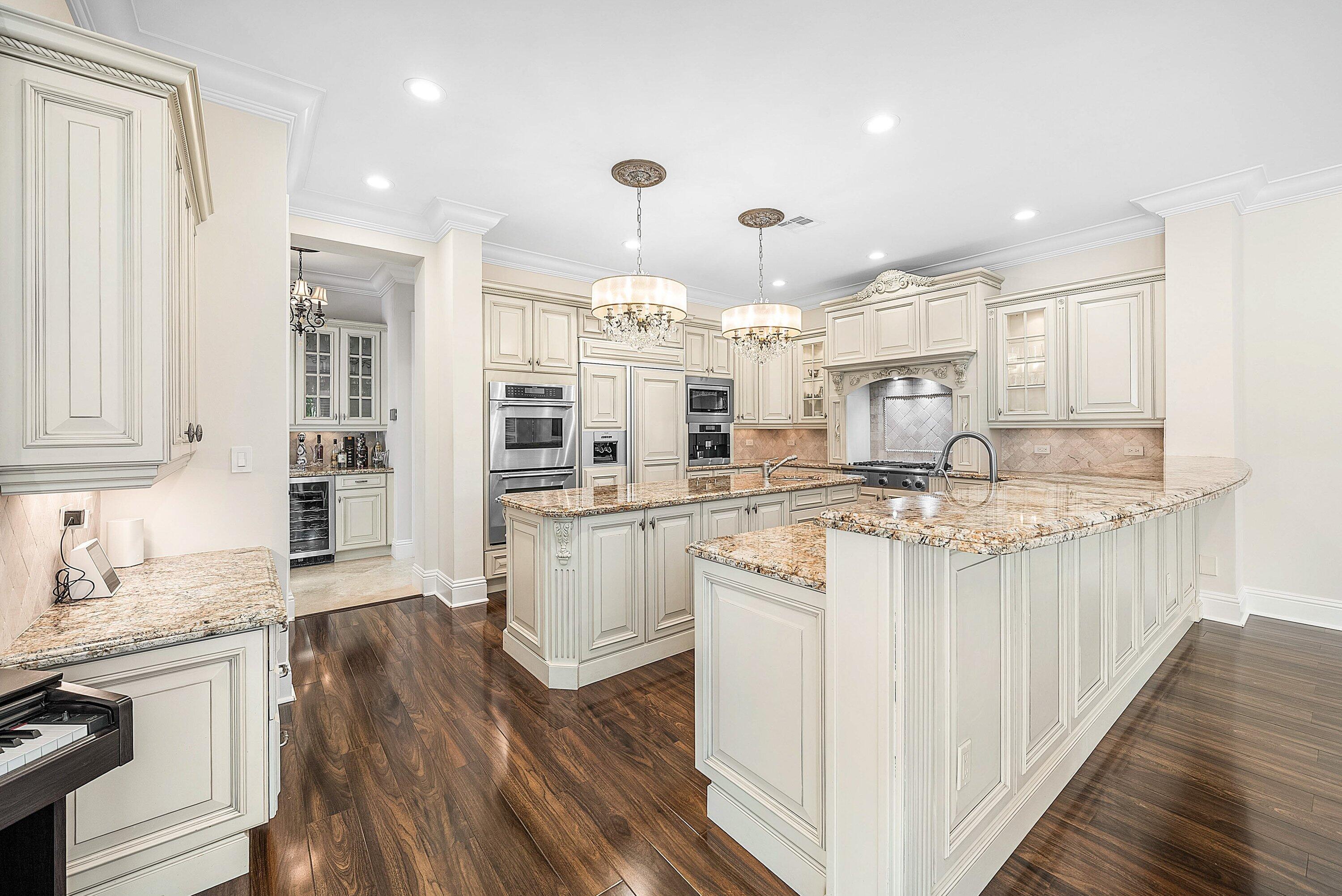 398 NE 7th Street