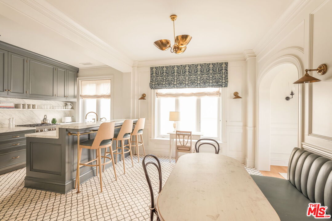 1424 N Crescent Heights Blvd Unit: 48