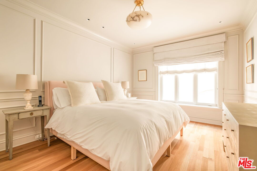 1424 N Crescent Heights Blvd Unit: 48