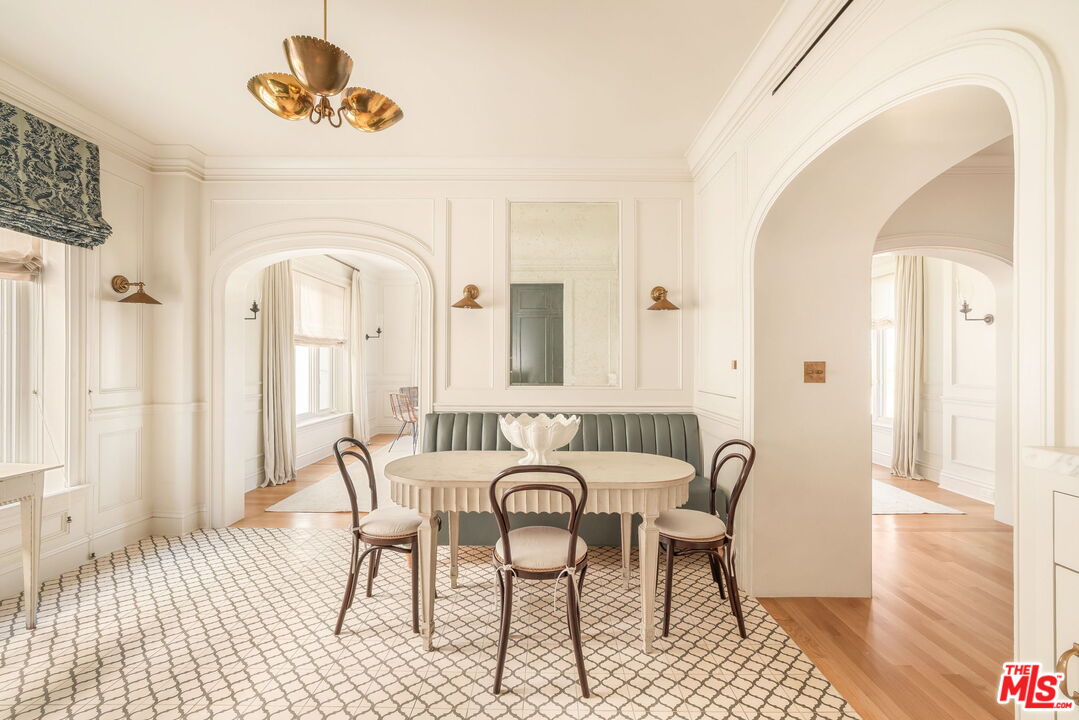 1424 N Crescent Heights Blvd Unit: 48