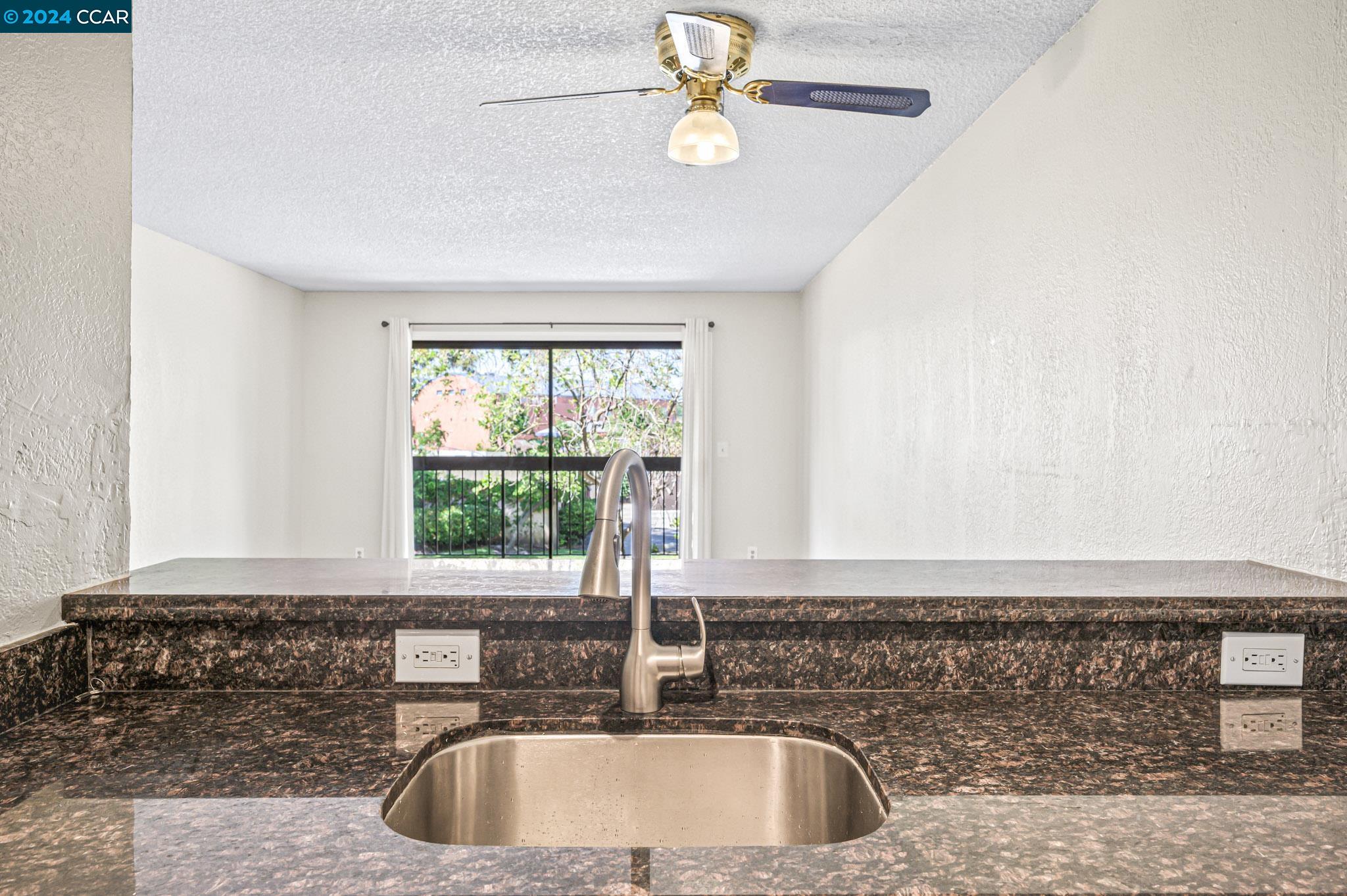 2021 Market Ave # 216