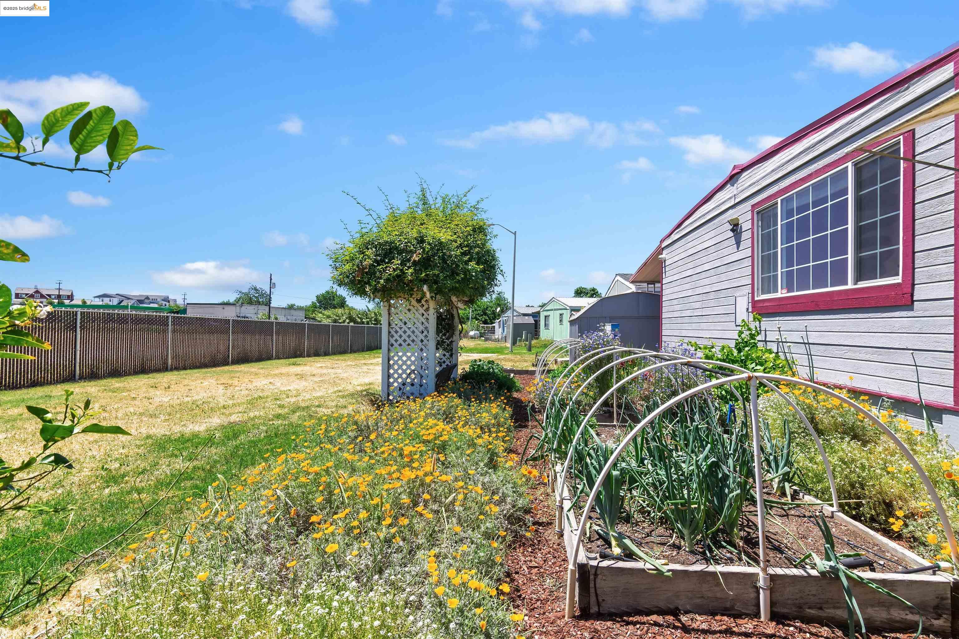 3505 Gateway Rd # 25E