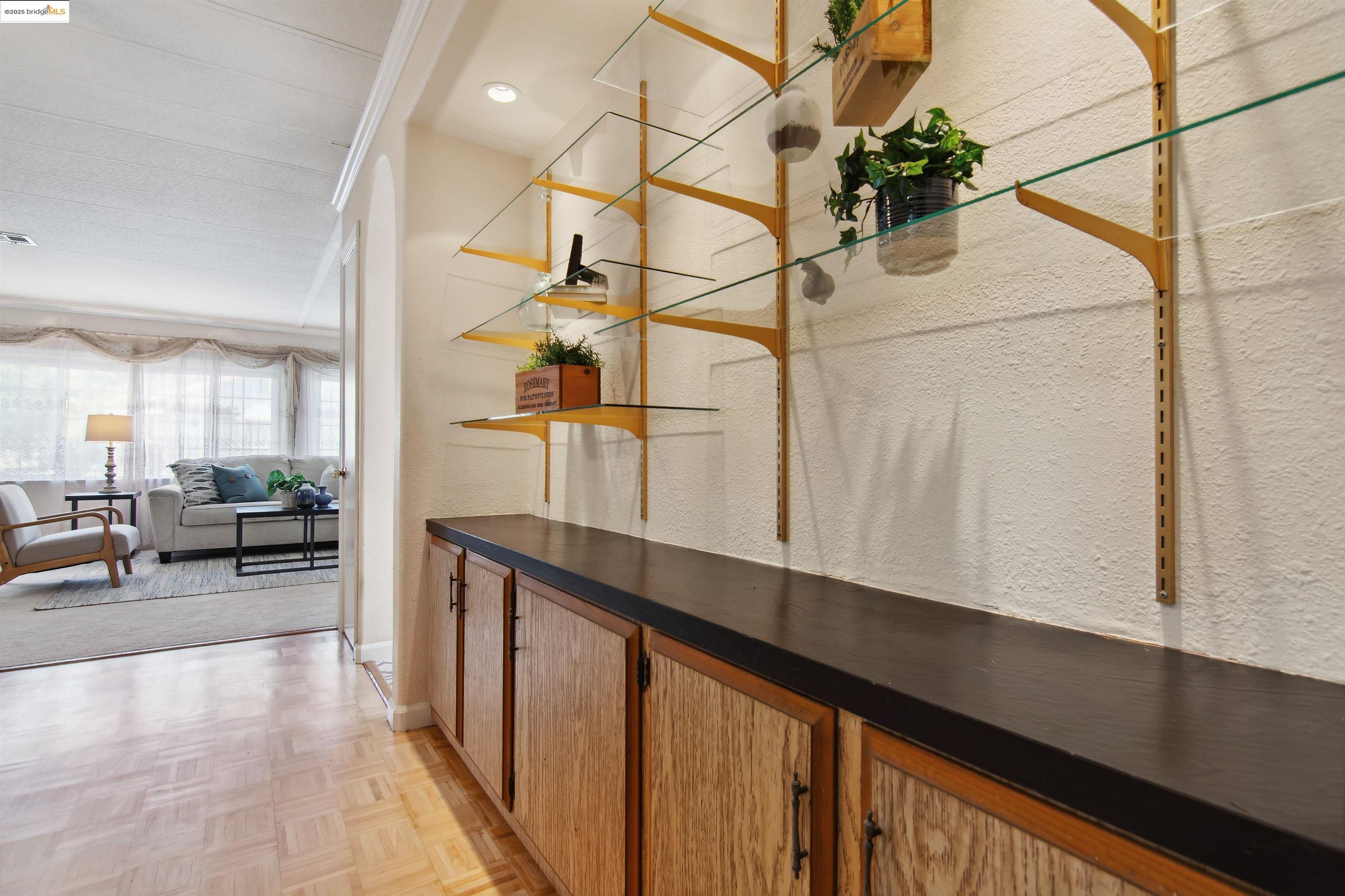 3505 Gateway Rd # 25E