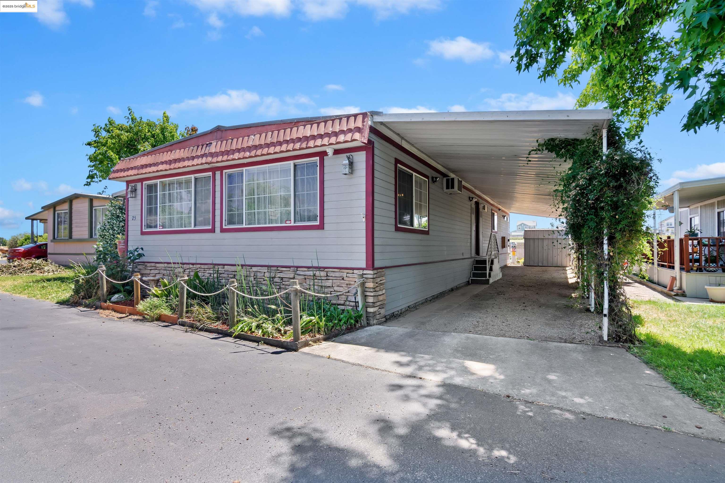 3505 Gateway Rd # 25E