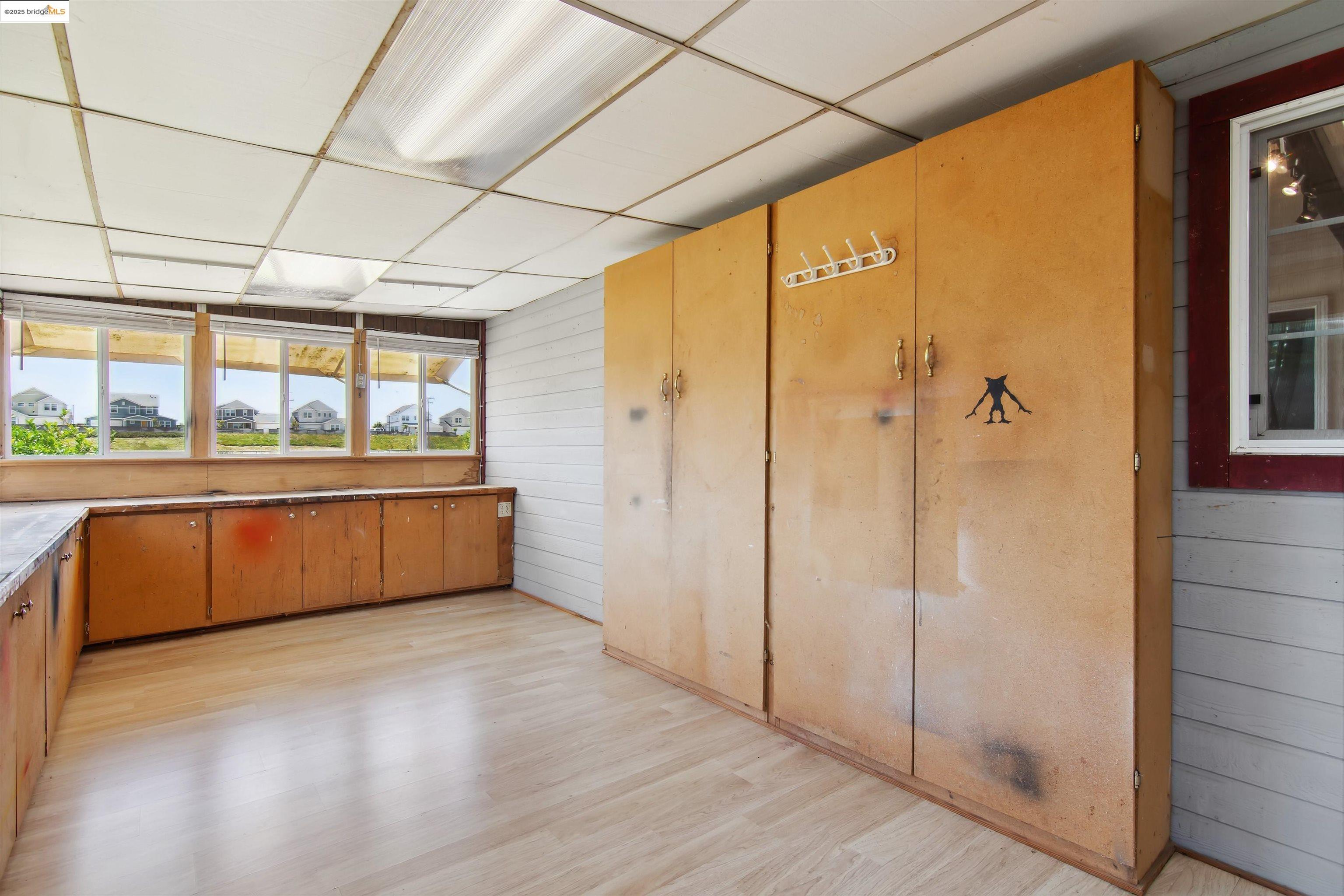 3505 Gateway Rd # 25E