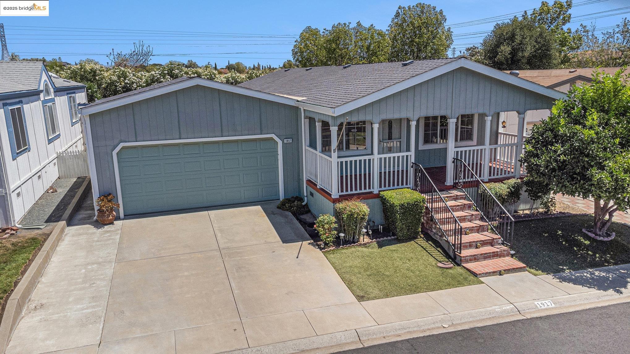 1917 Geneva Ln
