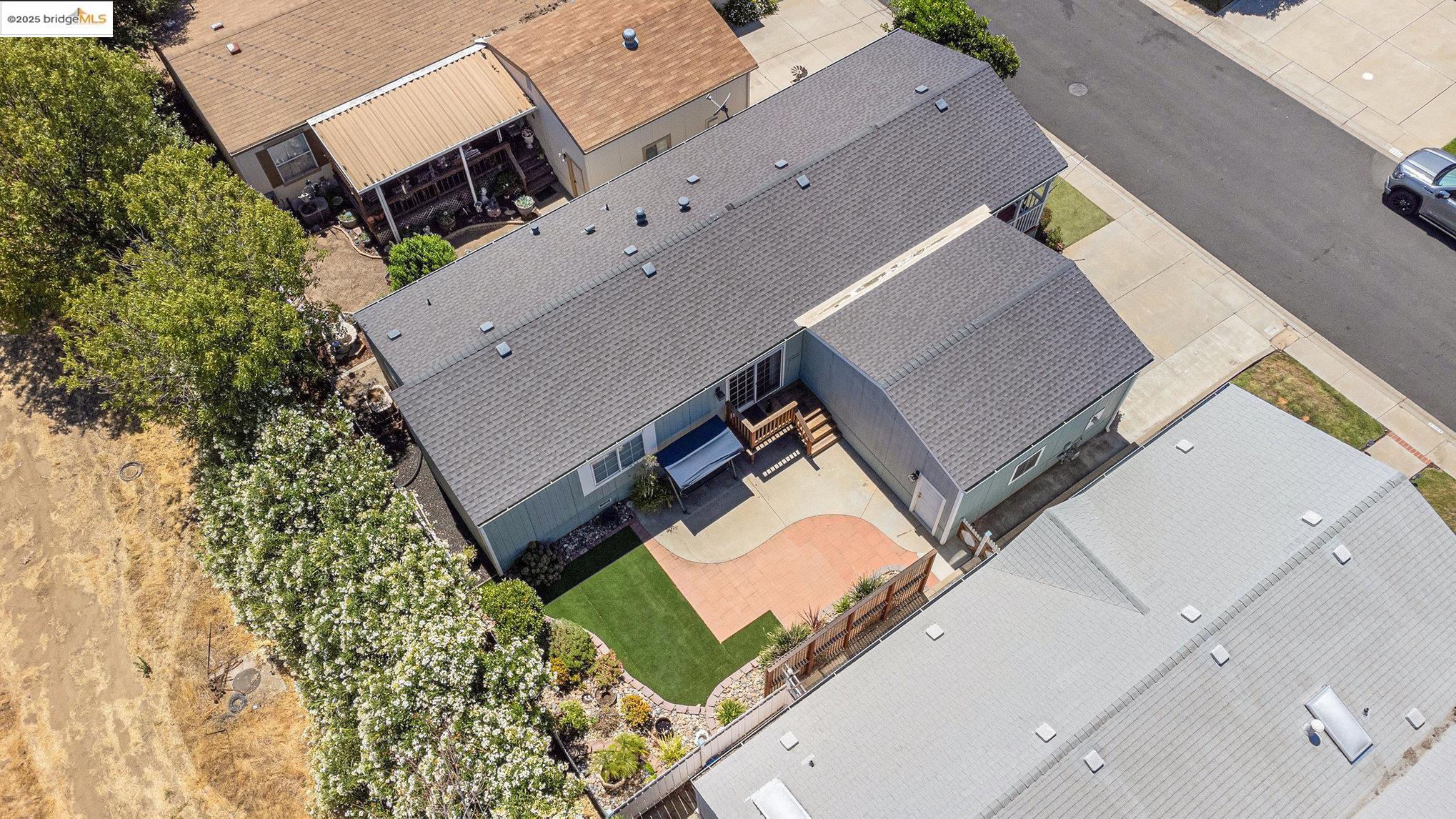 1917 Geneva Ln