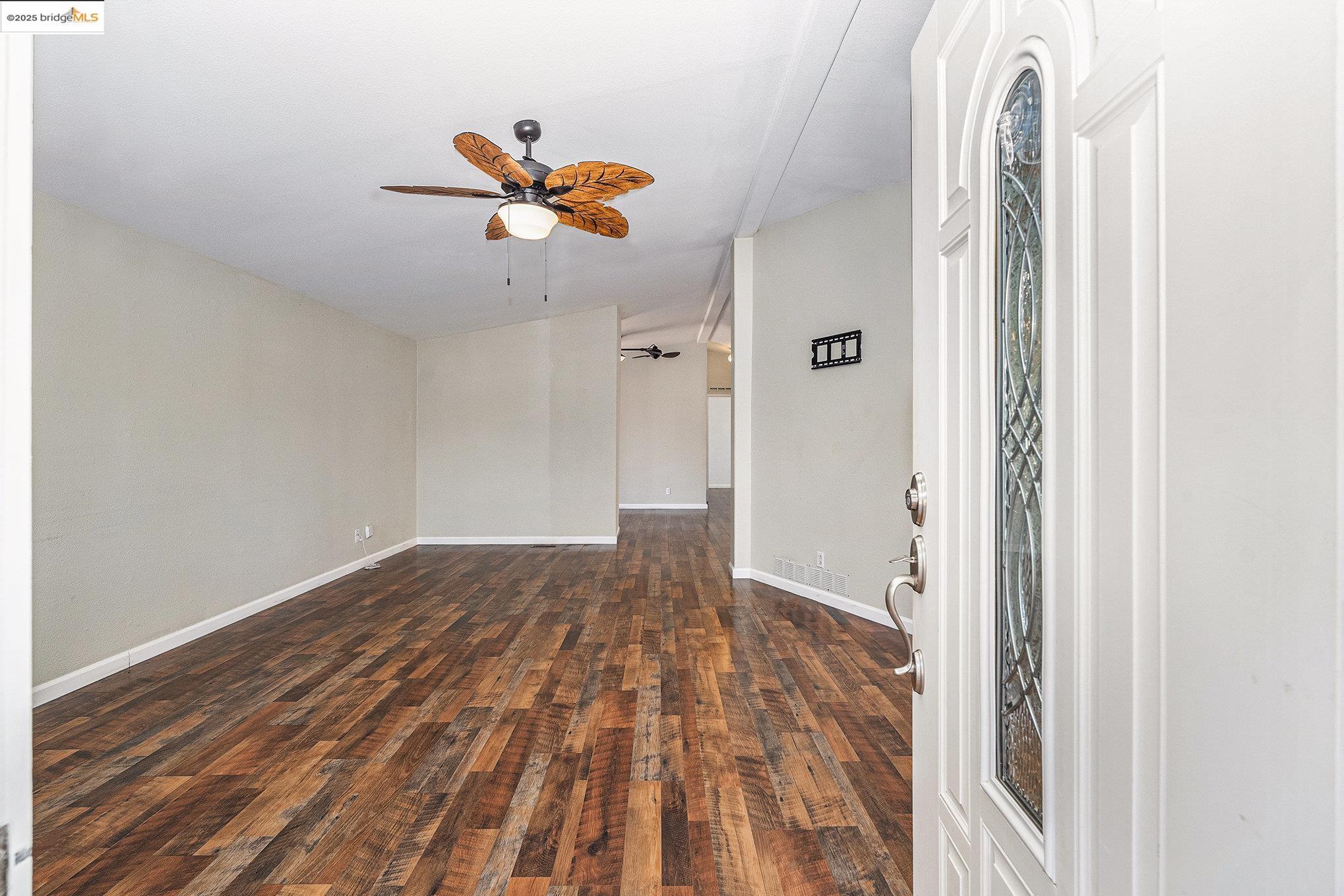 1917 Geneva Ln