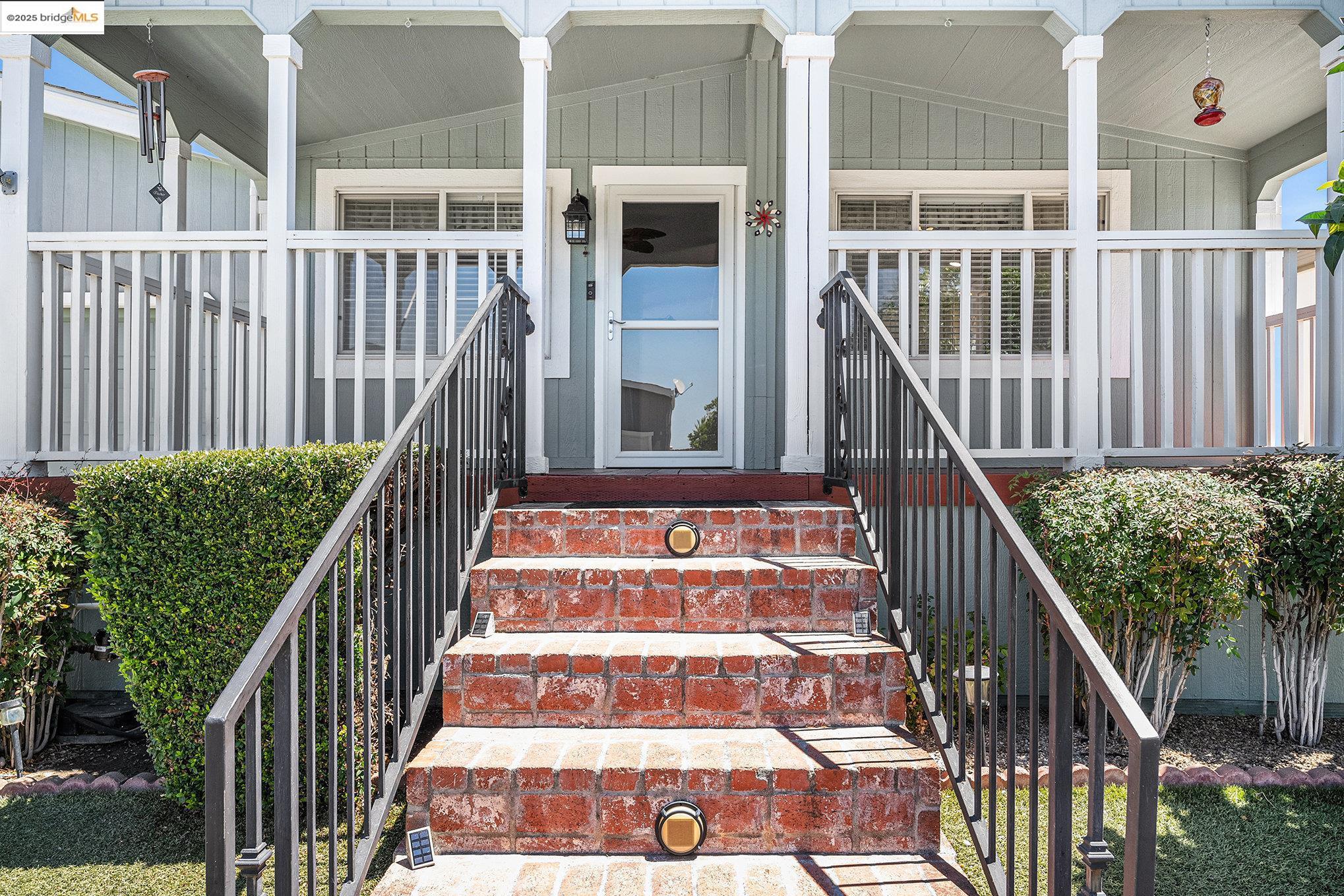 1917 Geneva Ln