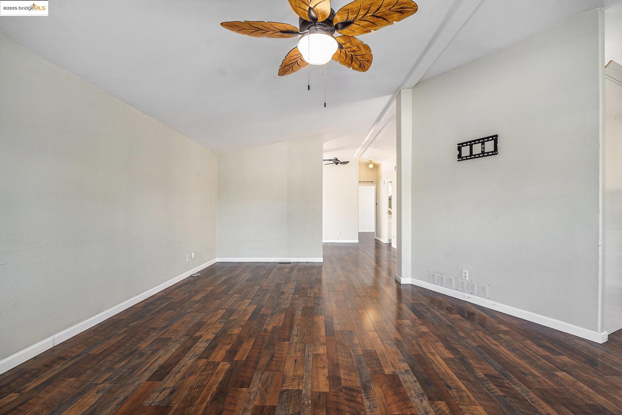 1917 Geneva Ln