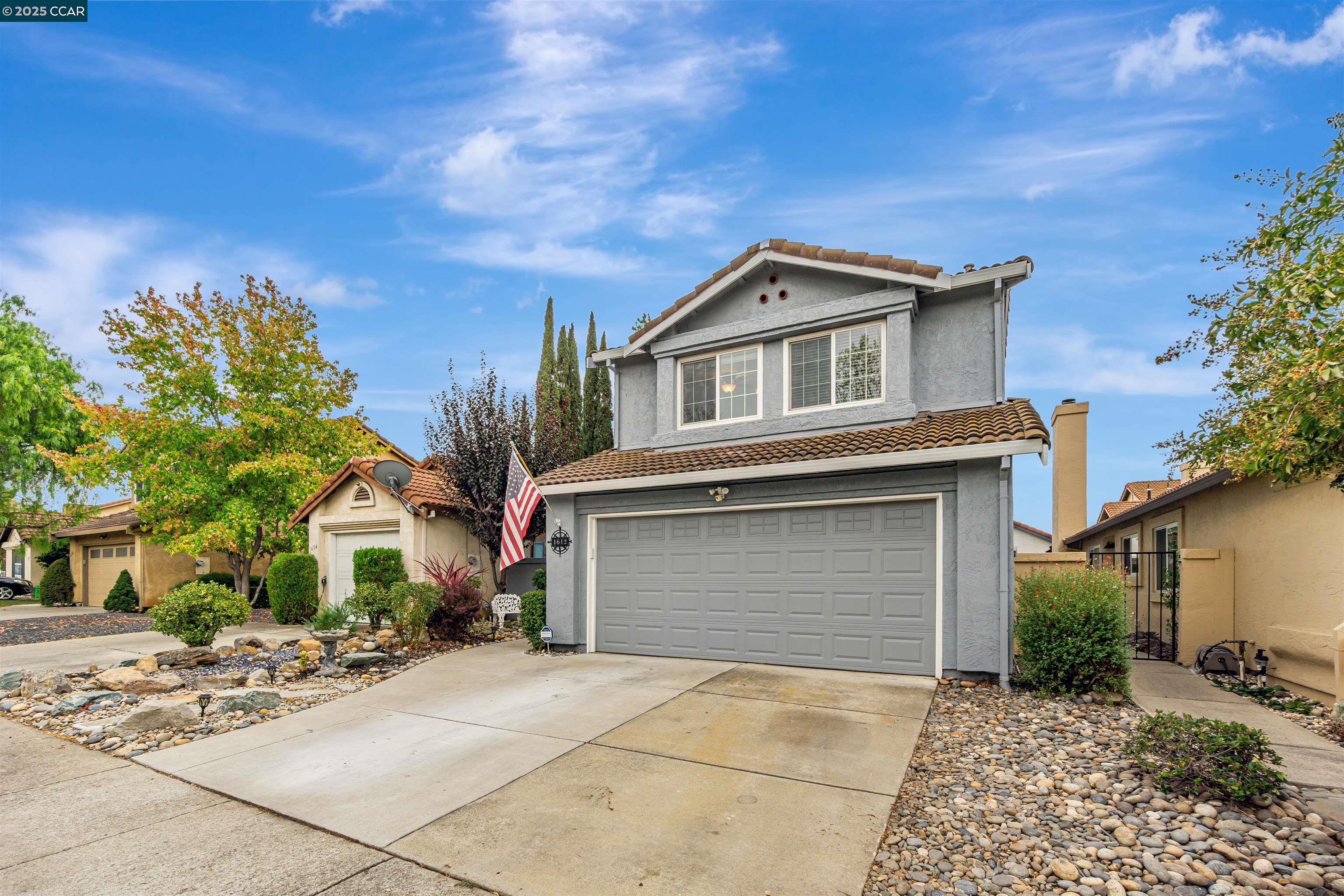1612 Allegro Avenue