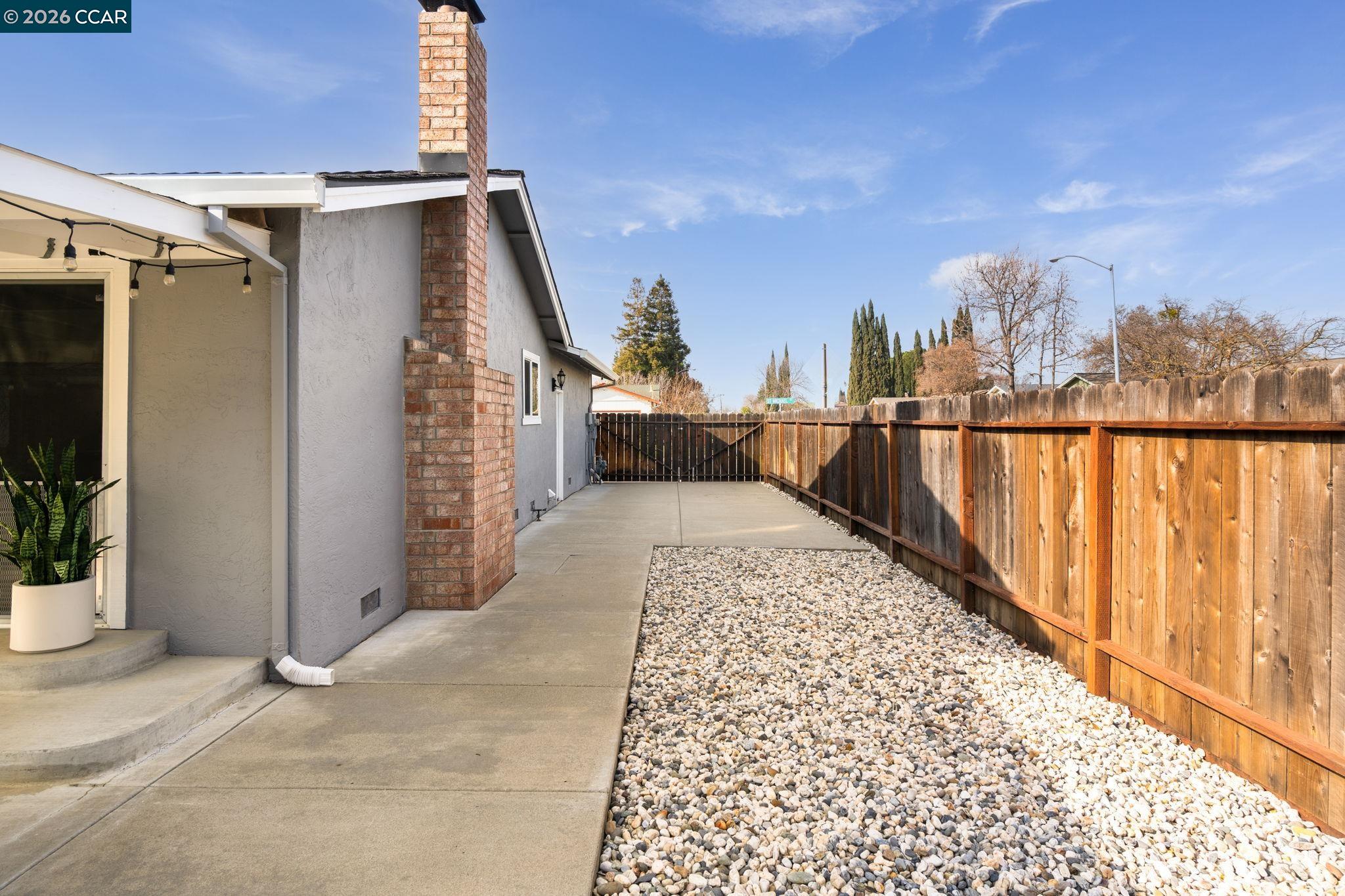 3916 Saint Michael Ct