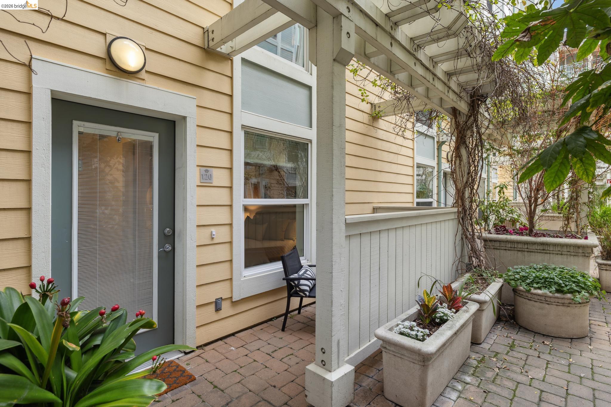 655 12th Street # 120