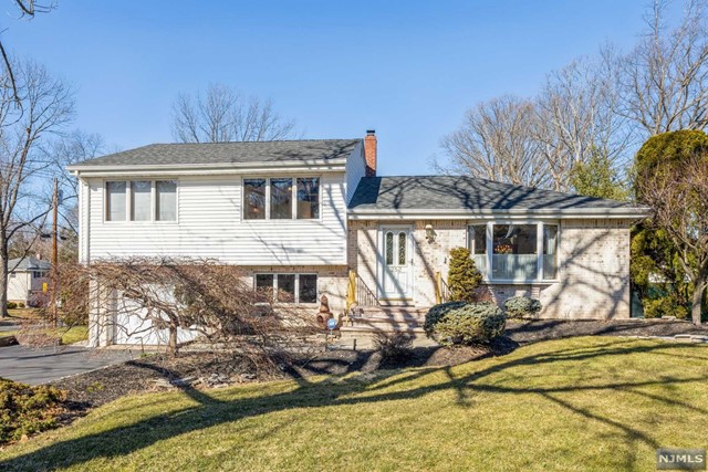 252 Jefferson Avenue