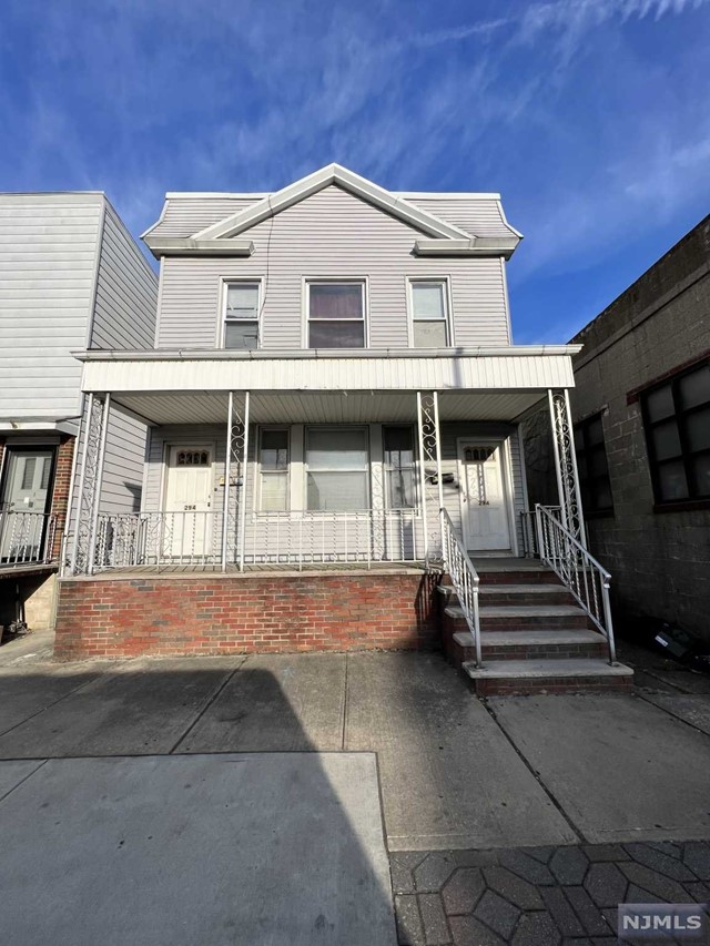 290 Broadway