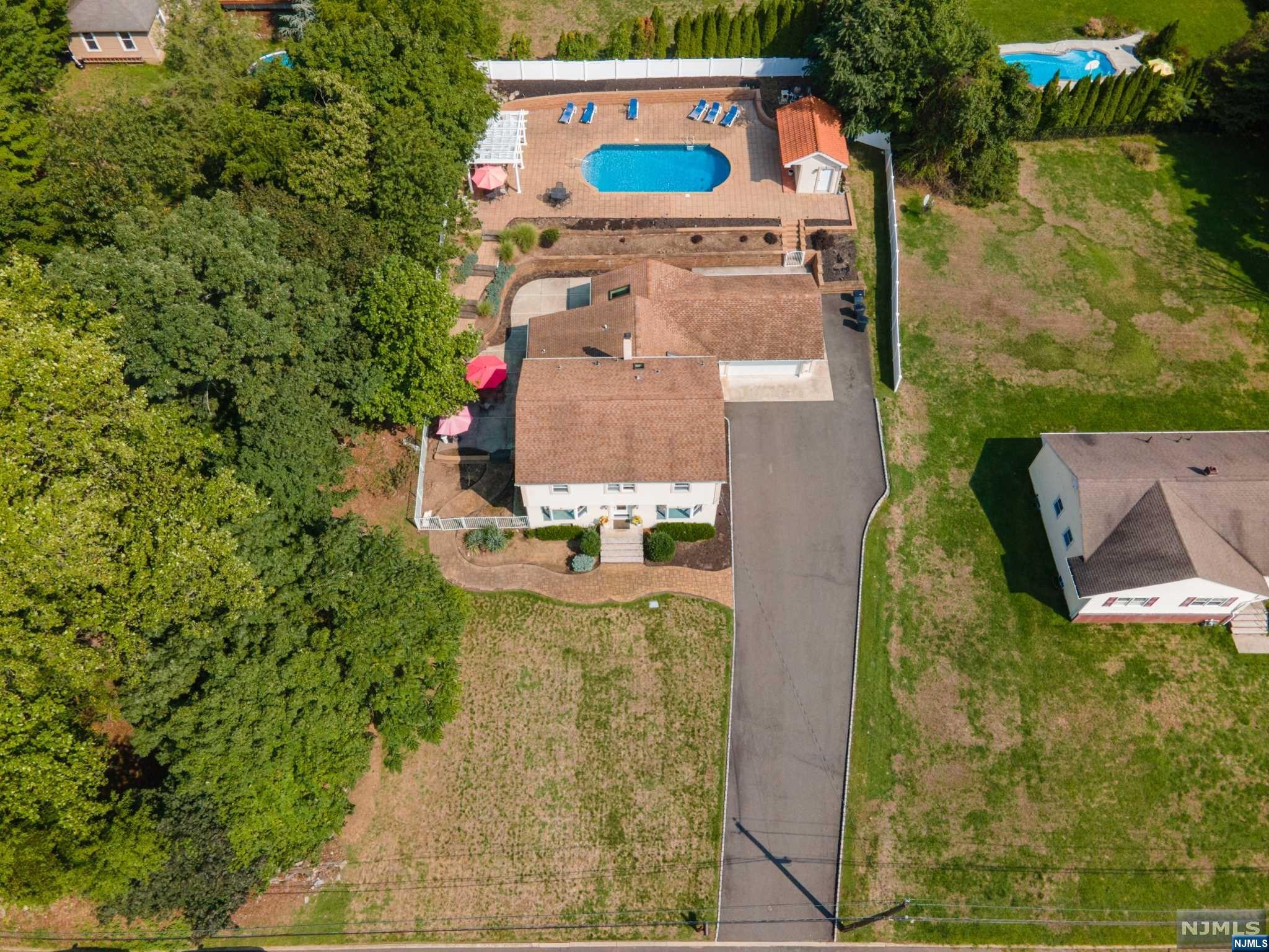 44 Forest Drive