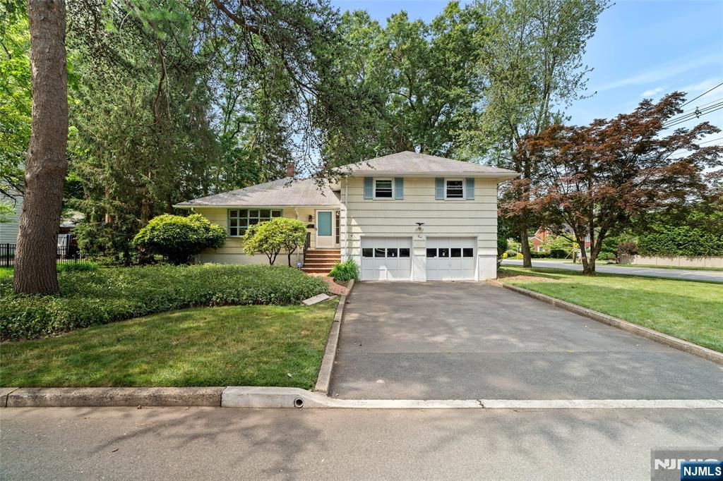 2 Churchill Road