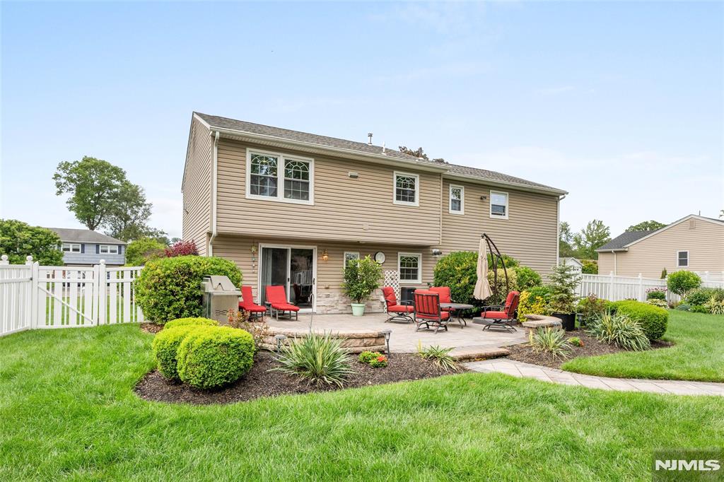 43 Donna Drive