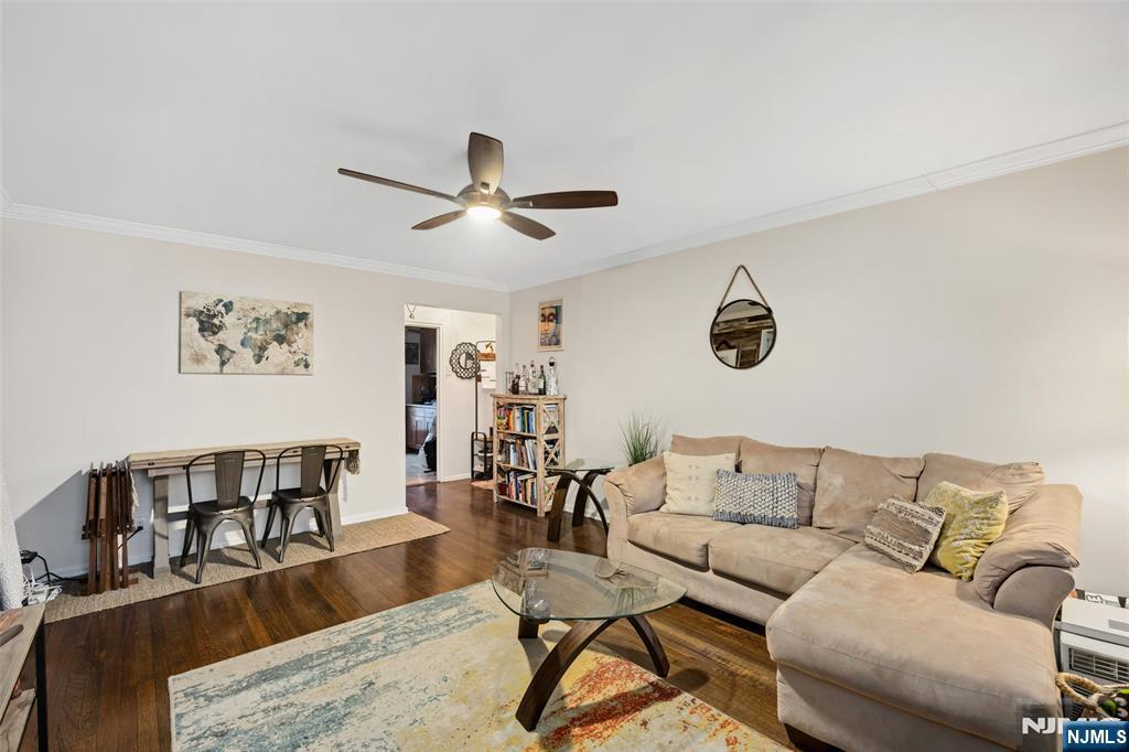 349 Bloomfield Avenue 69