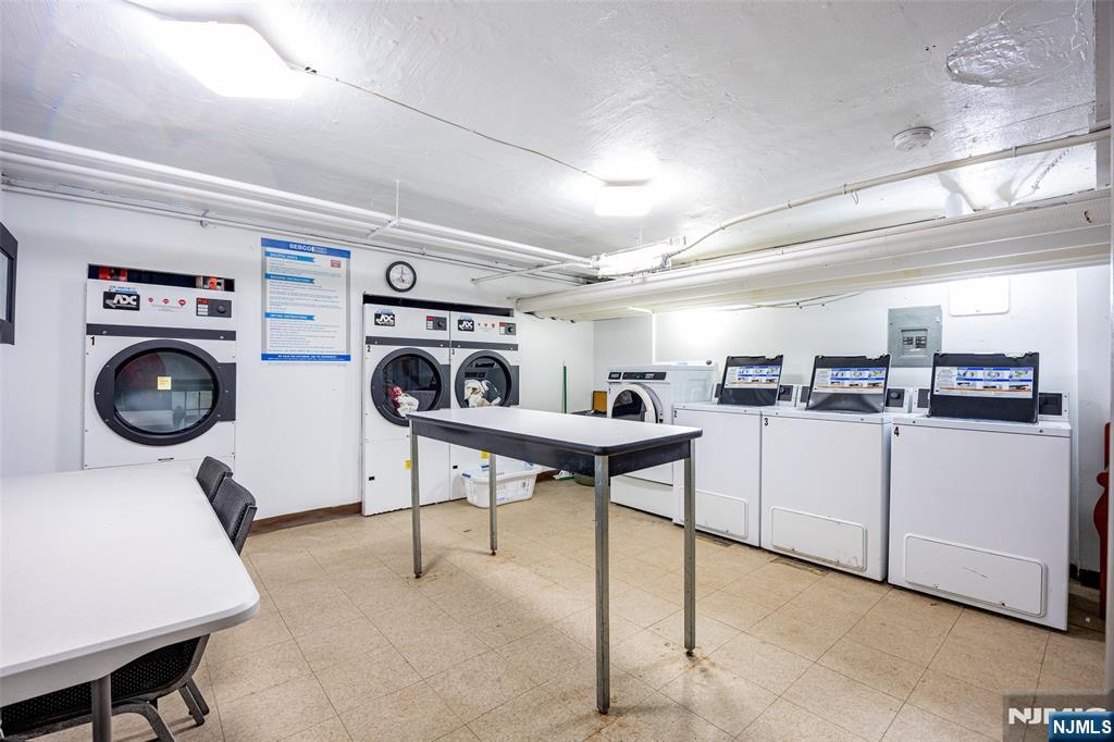 349 Bloomfield Avenue 69
