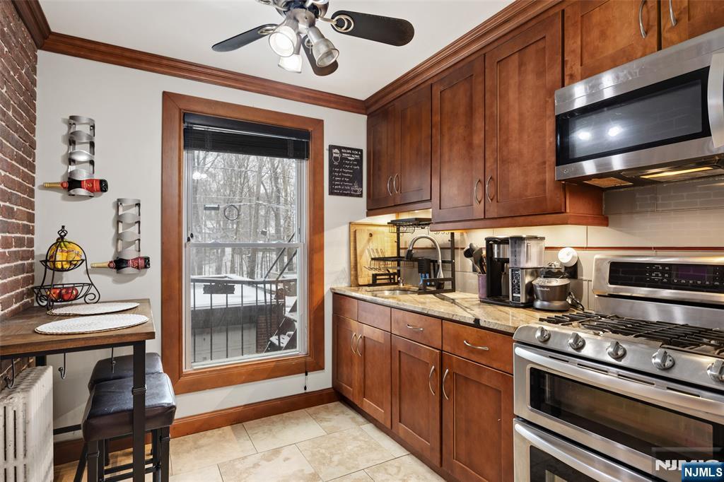 349 Bloomfield Avenue 69