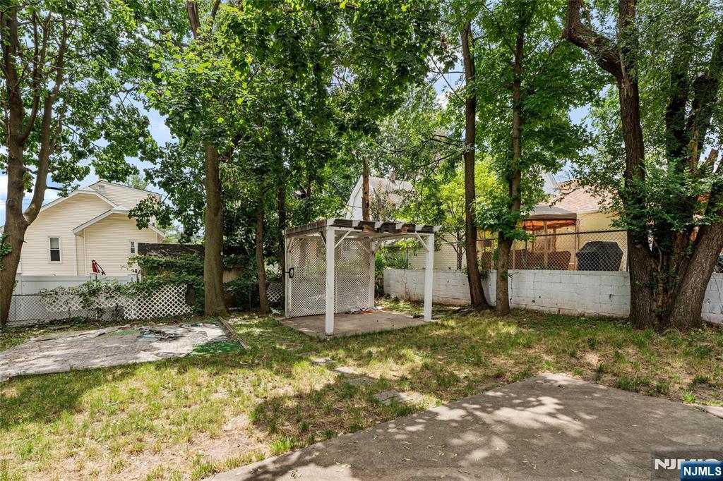 181 Brinkerhoff Street