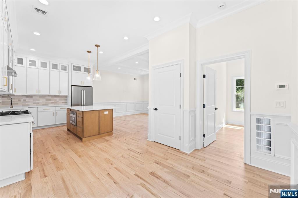 7 Swan Road
