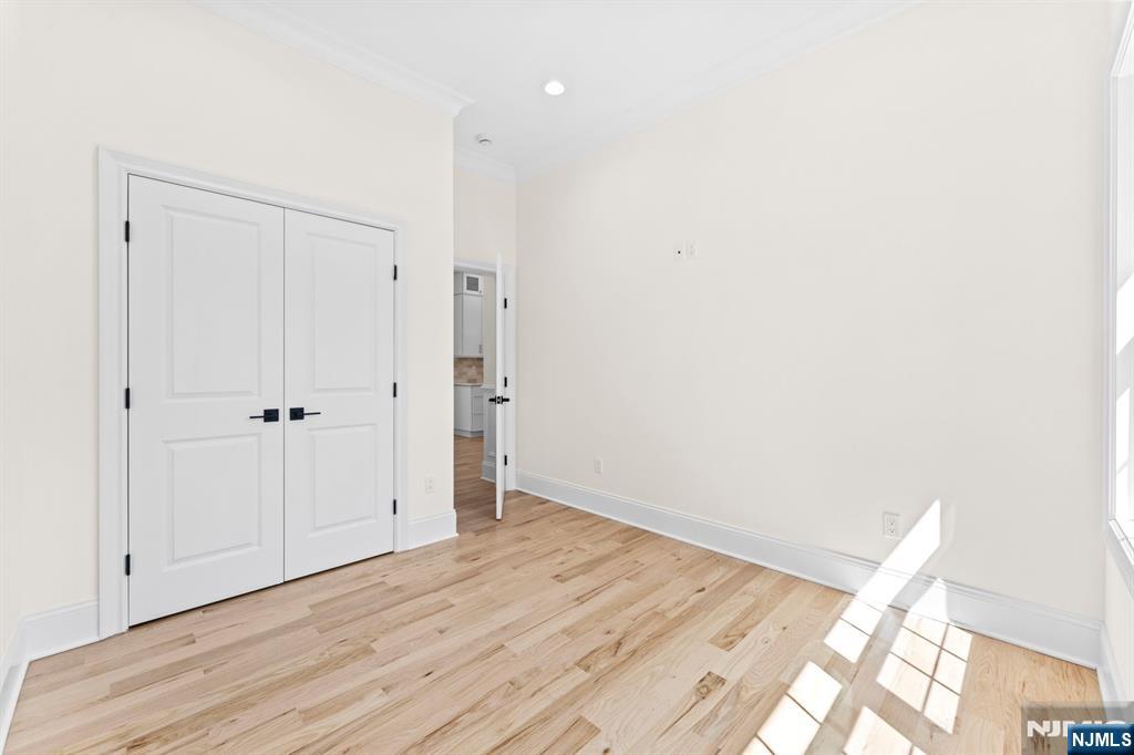 7 Swan Road