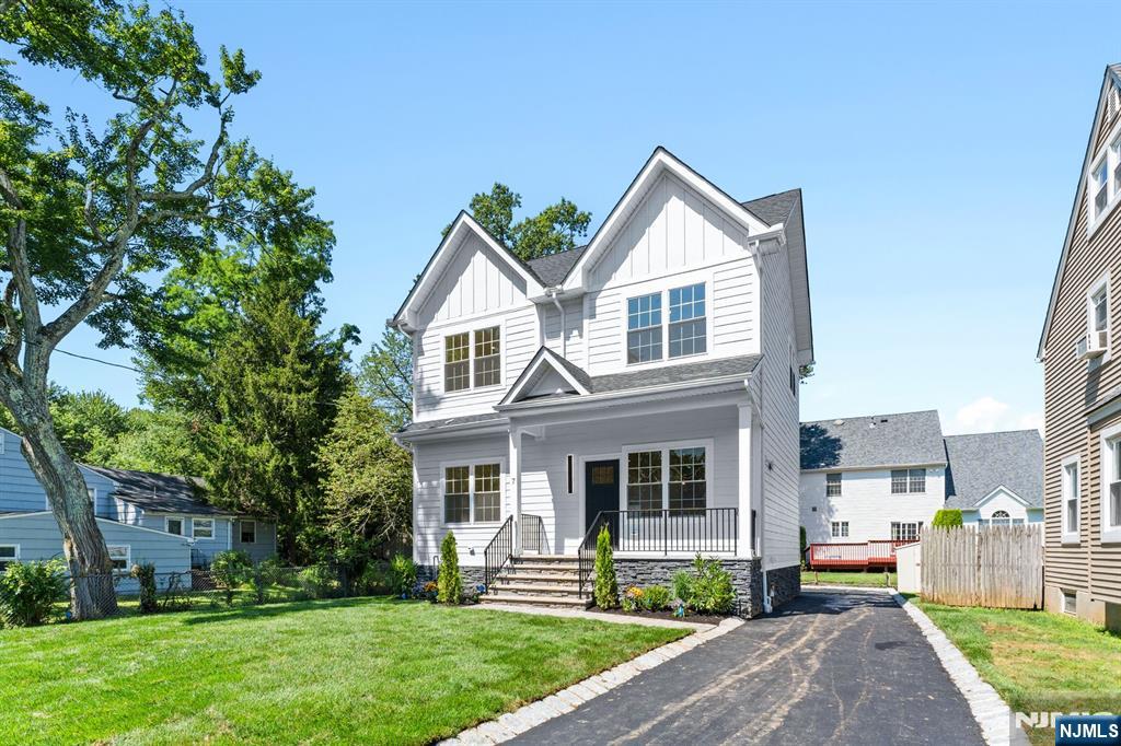 7 Swan Road