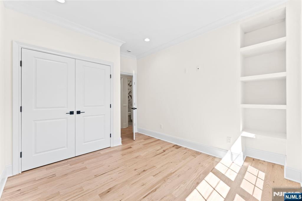 7 Swan Road