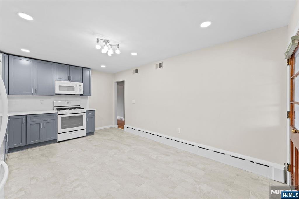 341 Westervelt Place