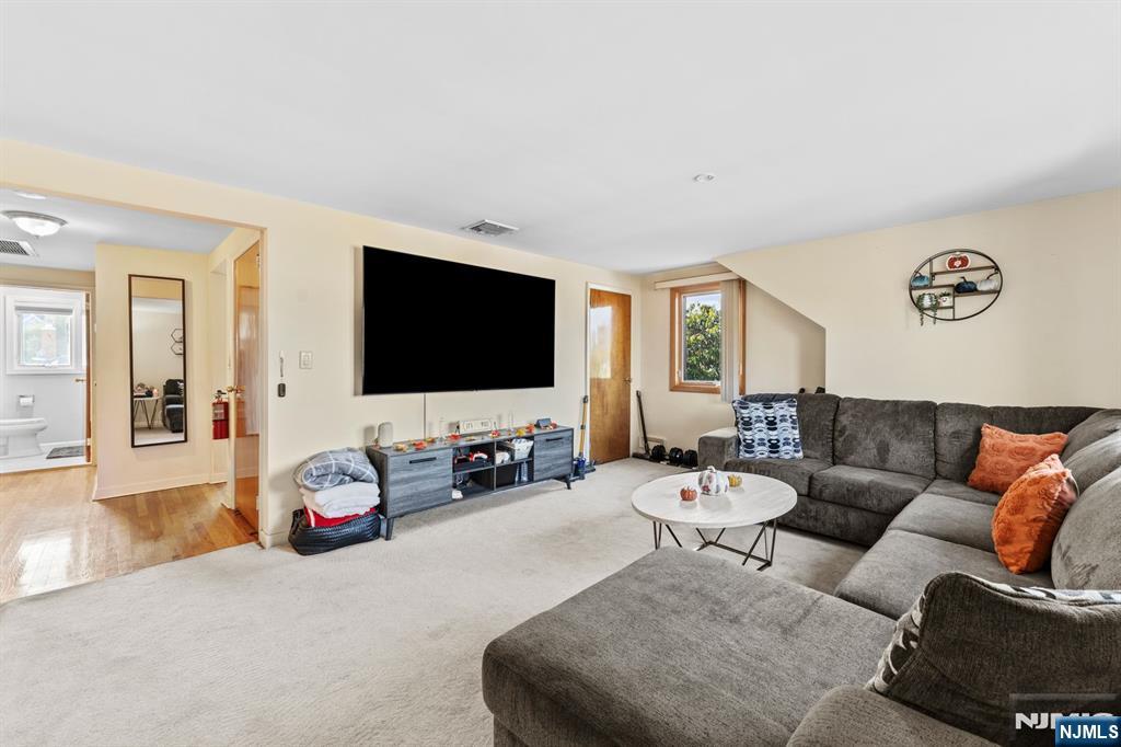 341 Westervelt Place