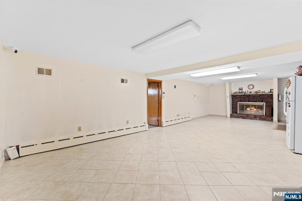 341 Westervelt Place