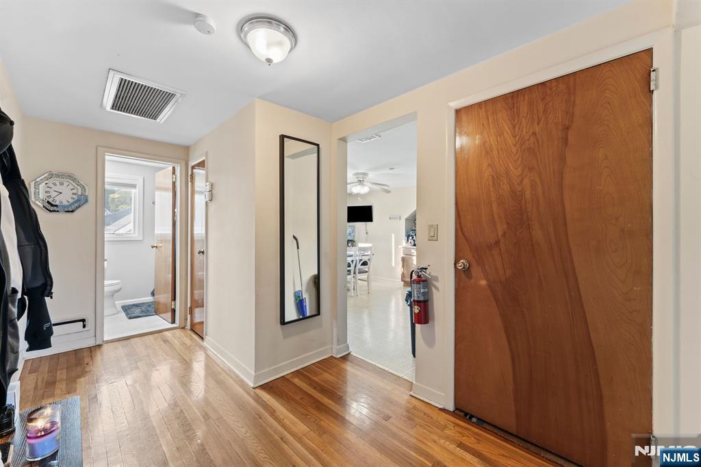 341 Westervelt Place
