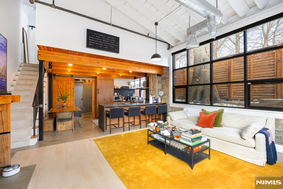 51 Greenwood Avenue 7