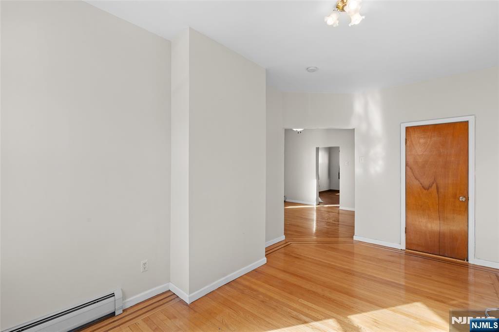 122 Broadway