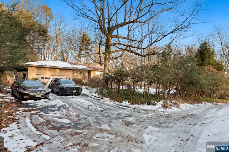 155 Mount Pleasant Avenue