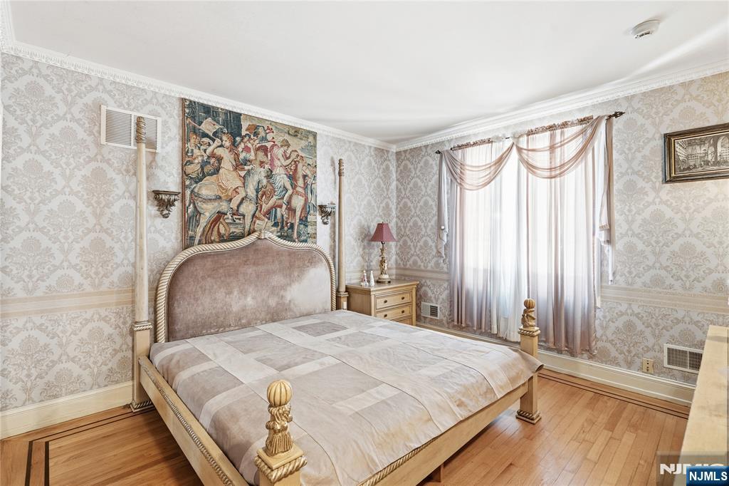 12 E Saddle River Road