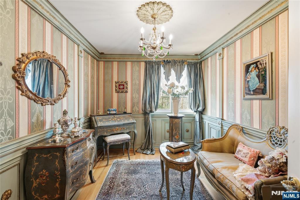 12 E Saddle River Road