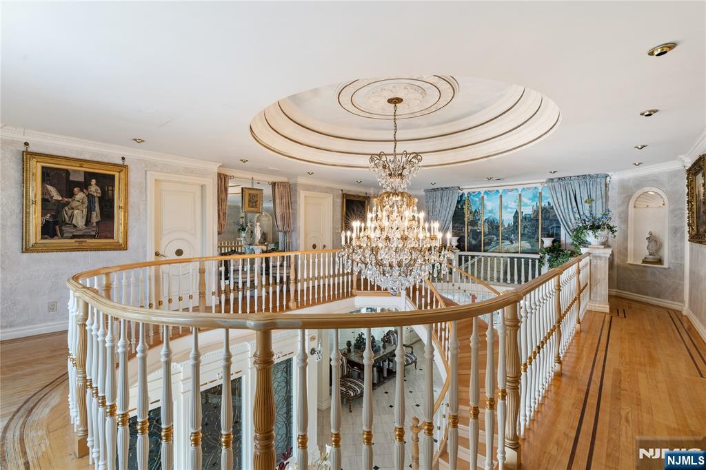 12 E Saddle River Road