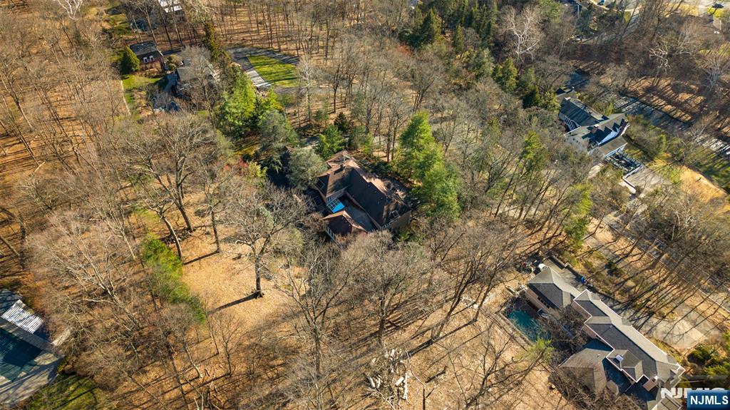 12 E Saddle River Road