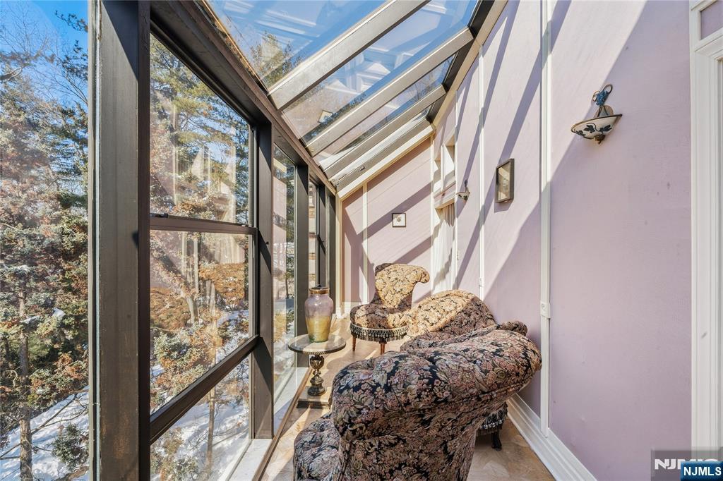 12 E Saddle River Road