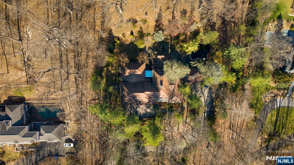 12 E Saddle River Road