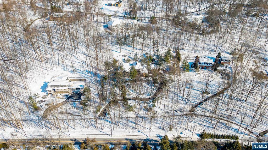 12 E Saddle River Road