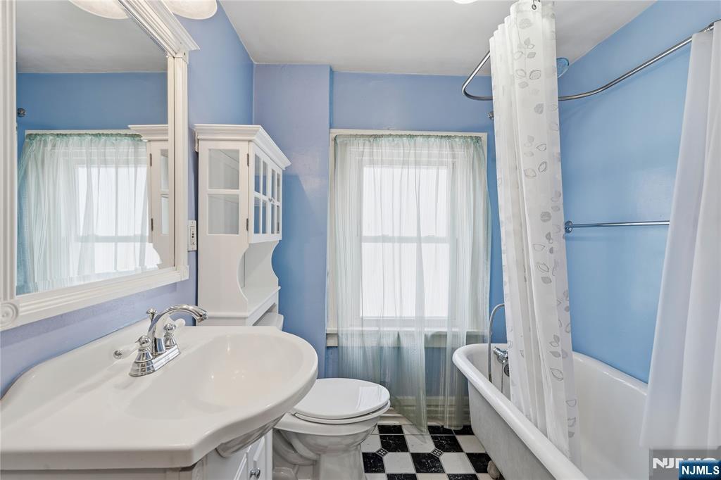 23 Pleasant Place
